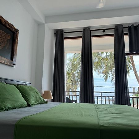 Turtle Beach House Batigama Exterior foto