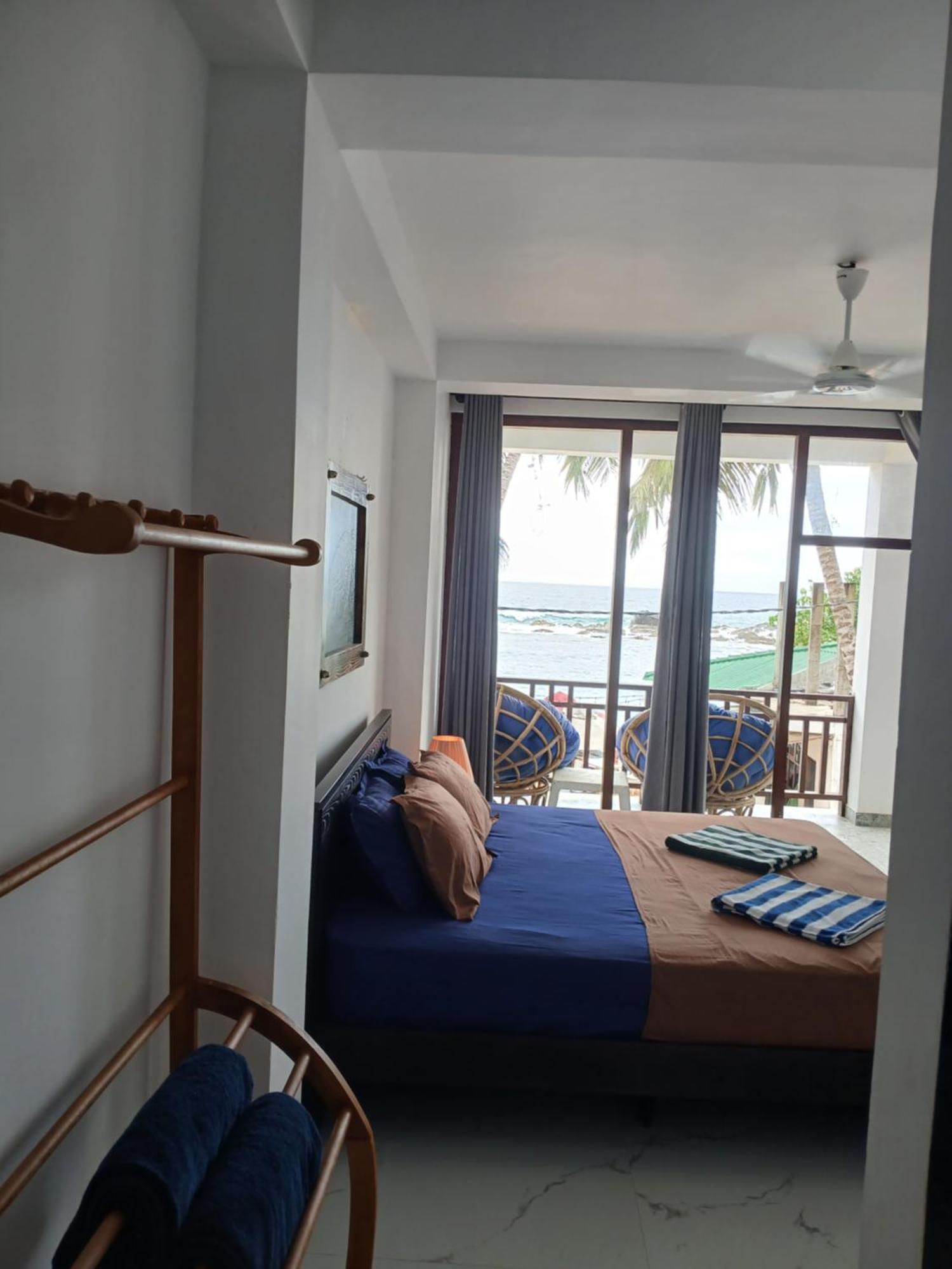 Turtle Beach House Batigama Zimmer foto