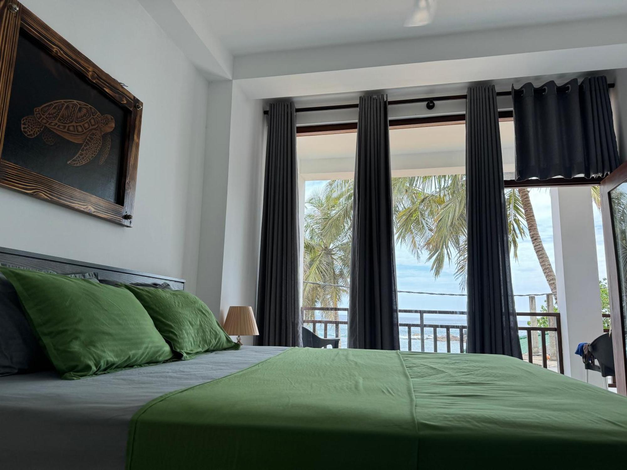 Turtle Beach House Batigama Exterior foto
